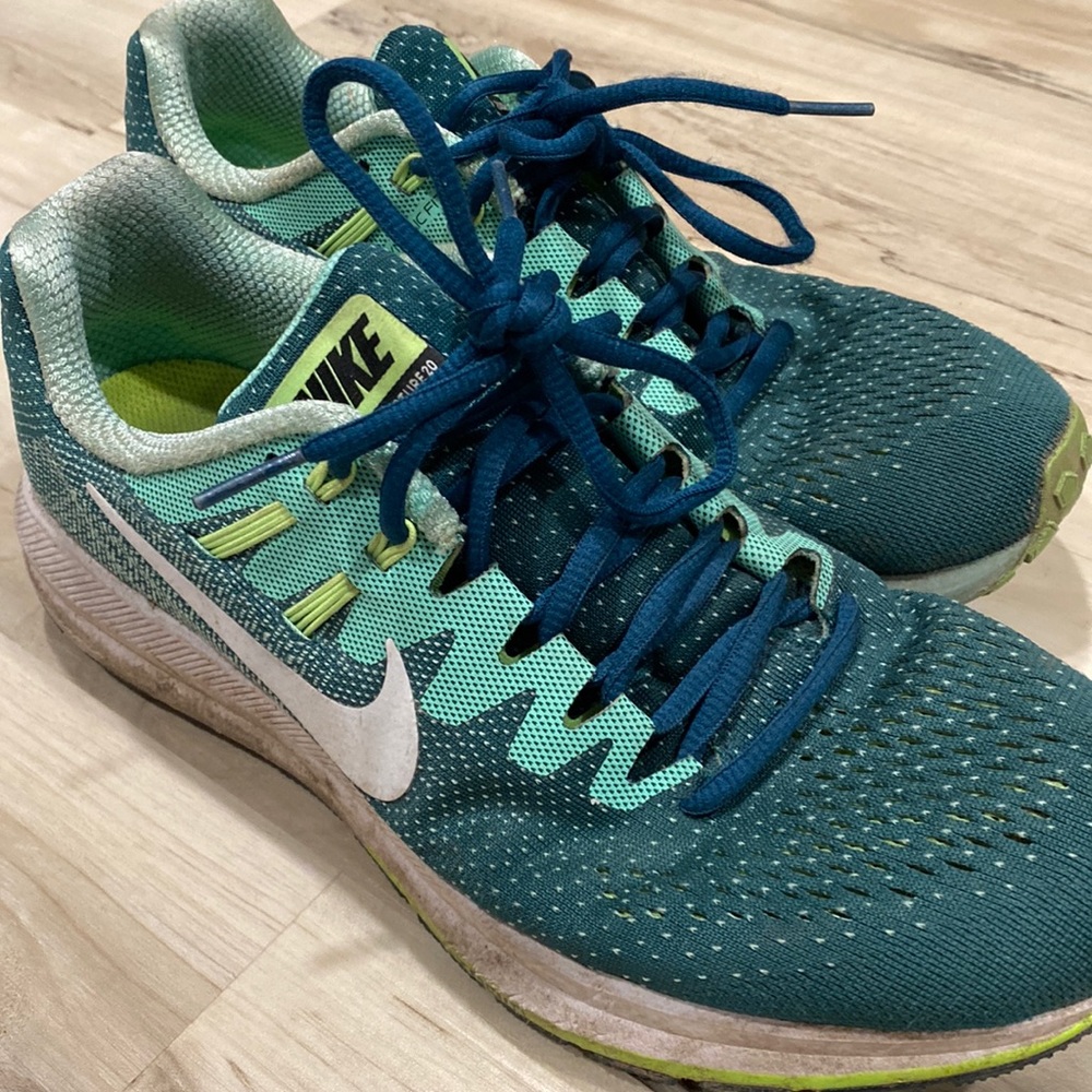 Nike Zoom Structure 20